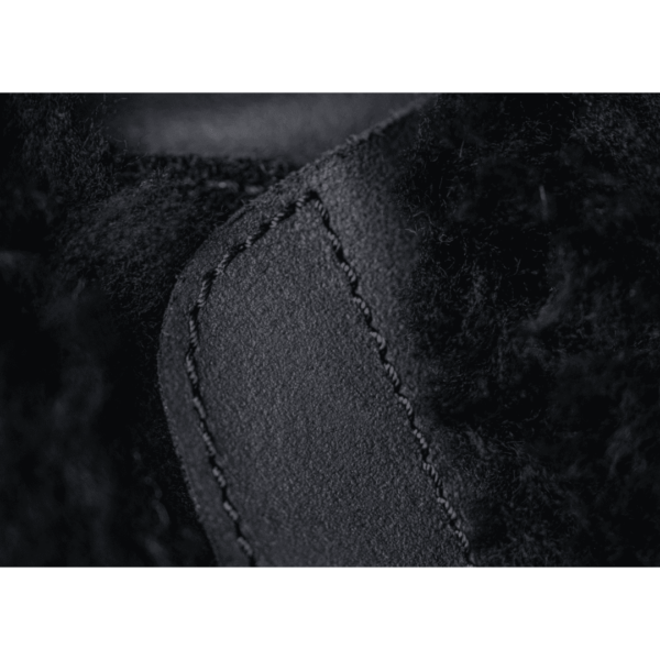 Lammeovertraek Slim Line Asymmetrisk dressur gjord closeup