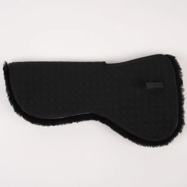 Mattes Pad med "Open Cut” Dressur, lam under og Correction