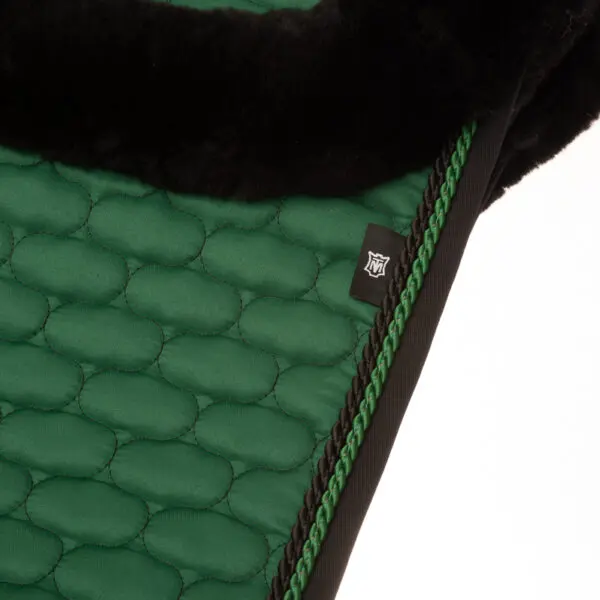 Mattes Kollektion Forår&Sommer 2026 Engelsk Spring underlag str M med lam under og i front