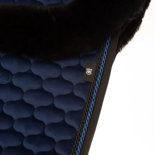 samt velvet blue black 02 1