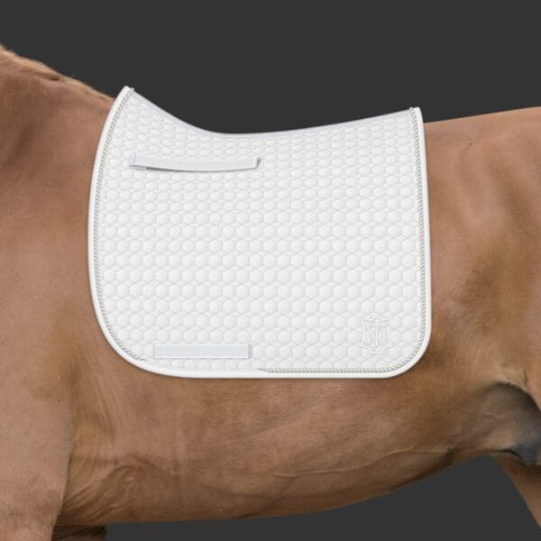 Mattes Dressur underlag hvid quilt