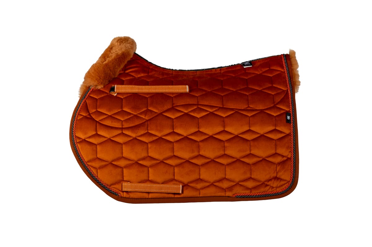 Mattes Engelsk spring underlag Efterår/ Vinter 2025 Velvet Nougat str L med lam under, og i front - Billede 7